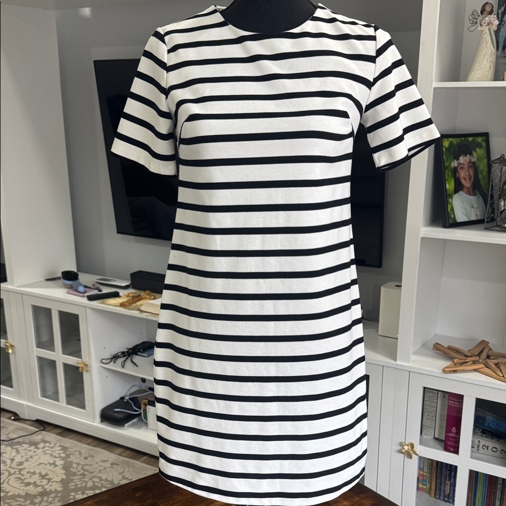 Old Navy Striped Mini Dress in Black and White
